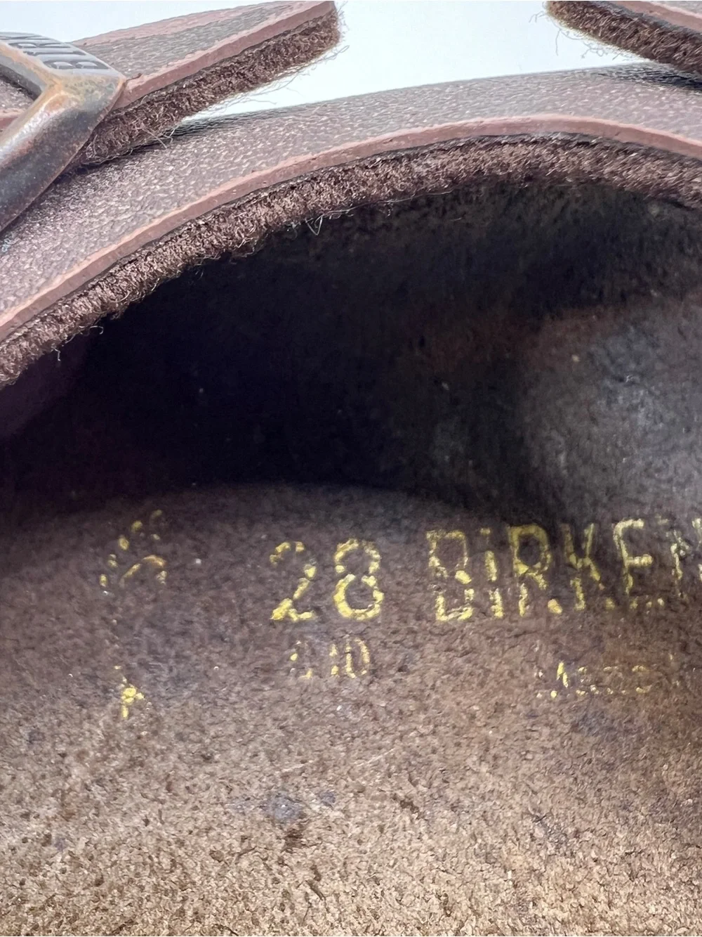 Kids Birkenstock Sandals Size 10 (28)